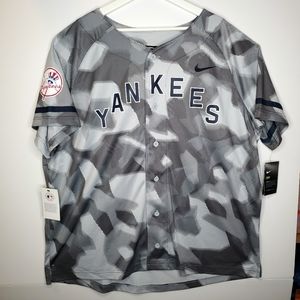 New York Yankees Nike Men's Camo Jersey